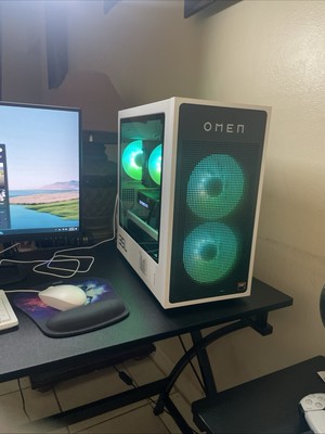 Hp Omen 35LGaming Pc,2.4GHz Wireless Headphones, and Sceptre Curved Monitor