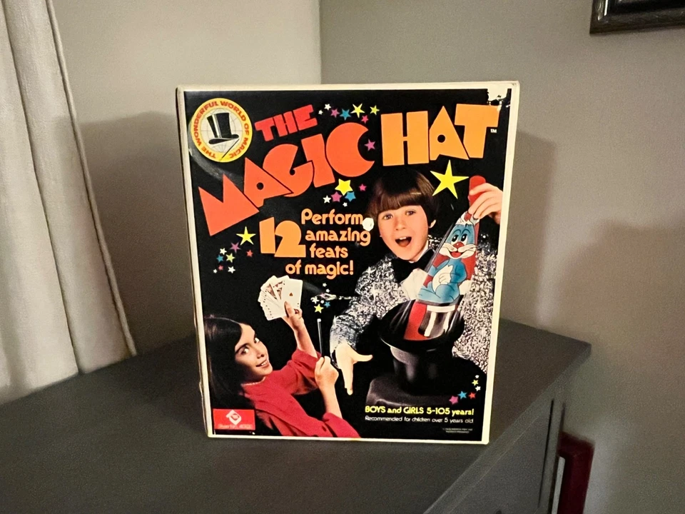 Vintage 1975 Remco The Magic Hat in Original Box 12 amazing feats of Magic - Image 4 of 4