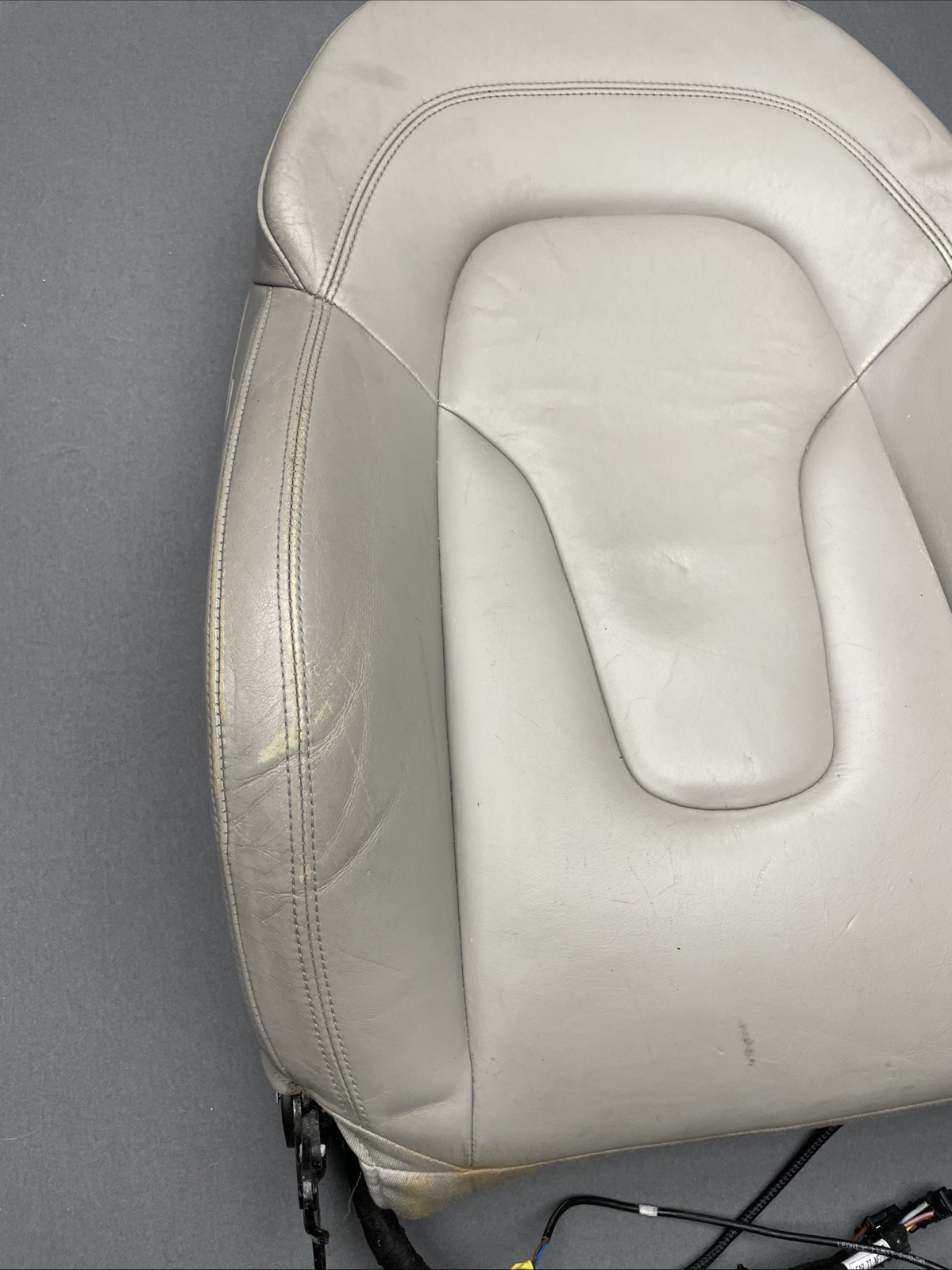 2008-2012 AUDI R8 - Front Right Coupe Upper Sport SEAT Backrest Assembly