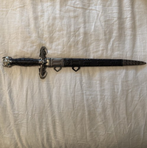 Batman Collectible Dagger