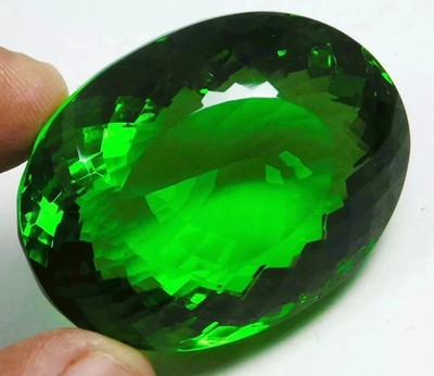 BMR Jewels Grüner Topas 700 Ct Oval Schliff AGL Zertifiziert Lose Edelstein