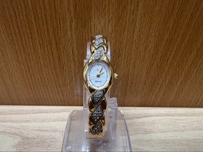 Yukiko Kimijima Gold Braxelet Elegant Watch Women's Japan