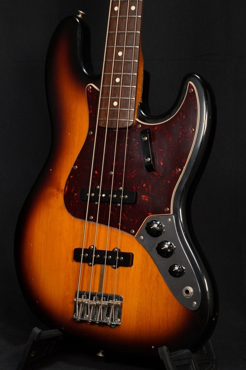 Fender American Vintage Series 62 Jazz Bass 3 Knob 3-Color