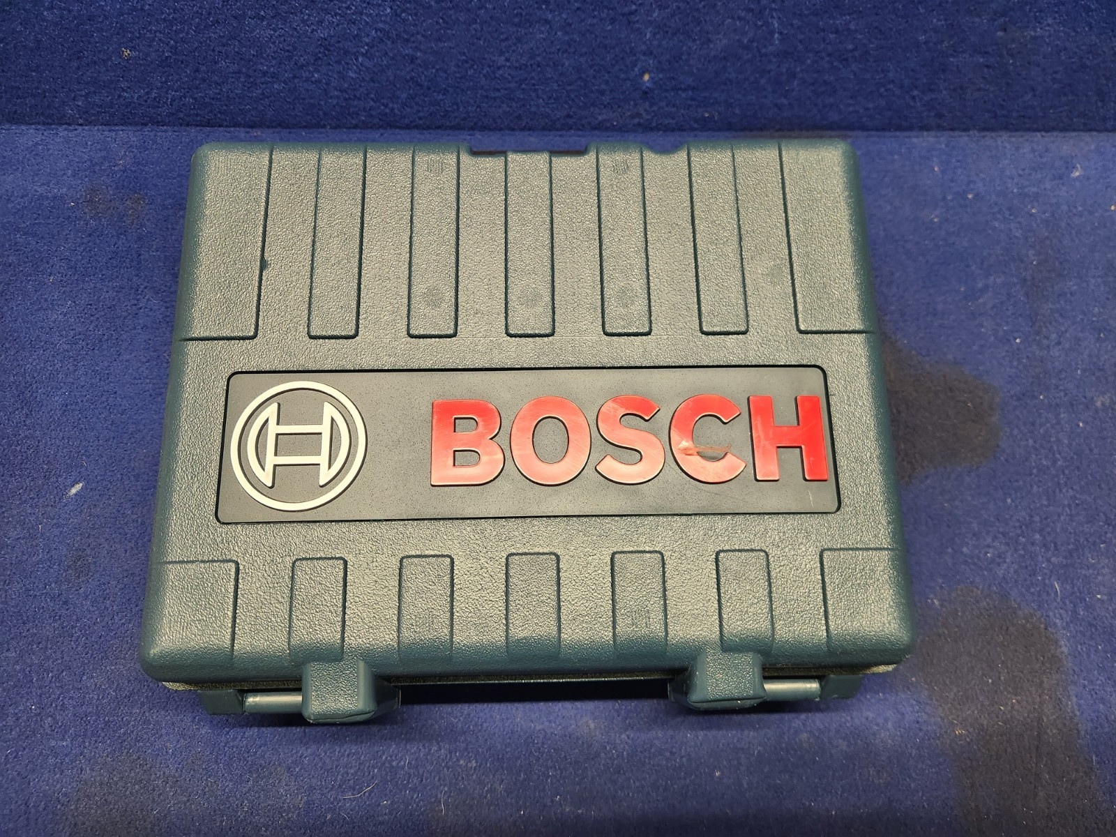 Bosch GLL50-40G Green-Beam Self-Leveling 360 Degree Cross-Line Laser