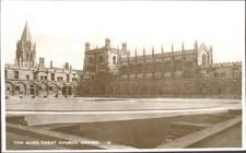 OXFORD, TOM QUAD, CHRIST CHURCH, Oxfordshire - Vintage POSTCARD