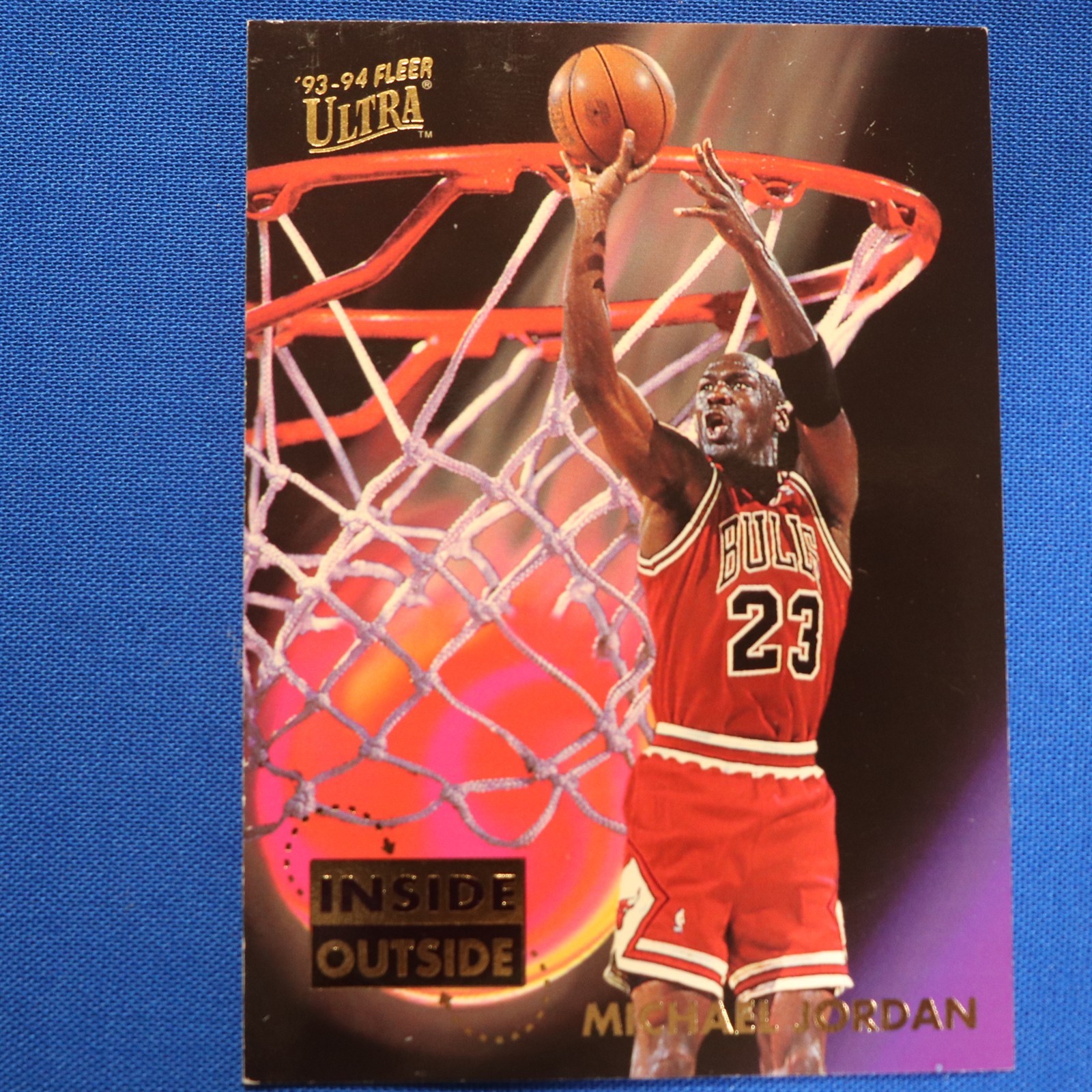 1993-94 Fleer Ultra Inside/Outside #4: Michael Jordan Chicago Bulls (mj07)