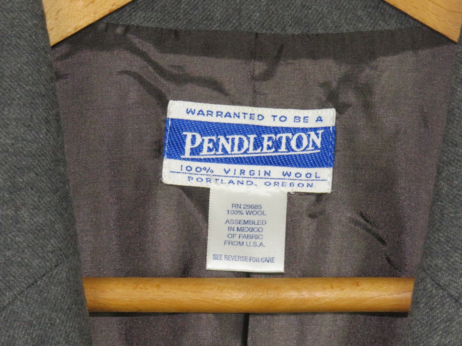 PENDLETON 100% Virgin Wool Gray 1 Button Office B… - image 4