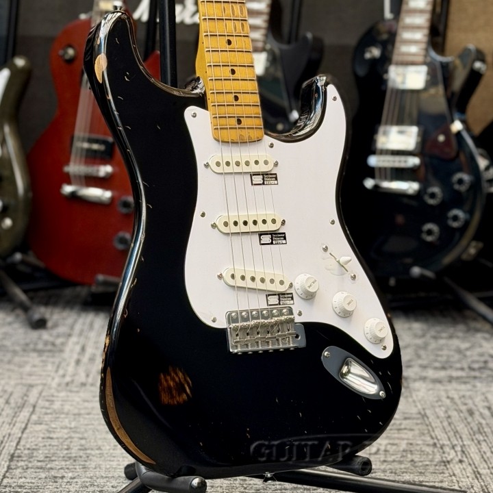 EDWARDS E-SE-100M/LT Lacquer Seymour Duncan Vシェイプ ストラト