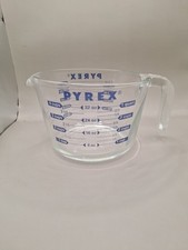Pyrex 4 Cup -1 Quart Measuring Cup Solid Blue Lettering Made In USA