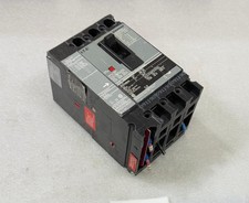 SIEMENS HED43B030 Circuit Breaker 30A 3P w/ B00ED62 Shunt Trip
