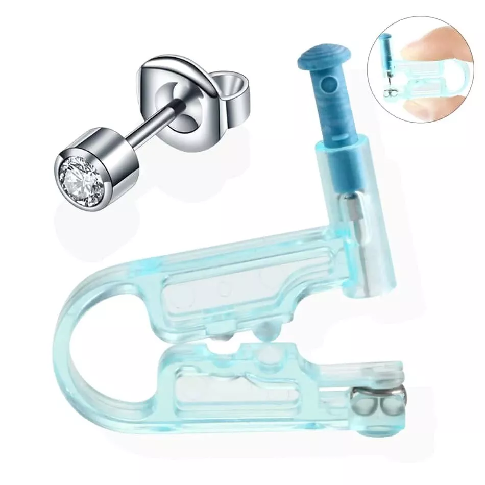 Disposable cheap ear piercing