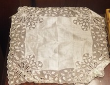 VINTAGE DESCO Austria EMBROIDERED LINEN HANKIE HANDKERCHIEF bridal wedding w tag