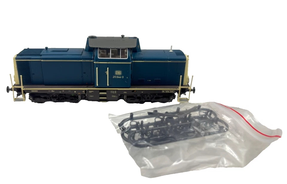 (PN) Brawa H0 42806 Diesellok BR 211 044-3 der DB [digital, Sound, mit OVP] - Bild 4 von 4