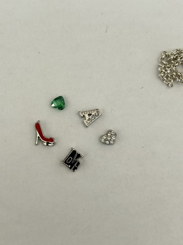 Origami Owl Ailton’s Lock Necklace Love Shoe Charms Excellent Condition B15 - Picture 4 of 4