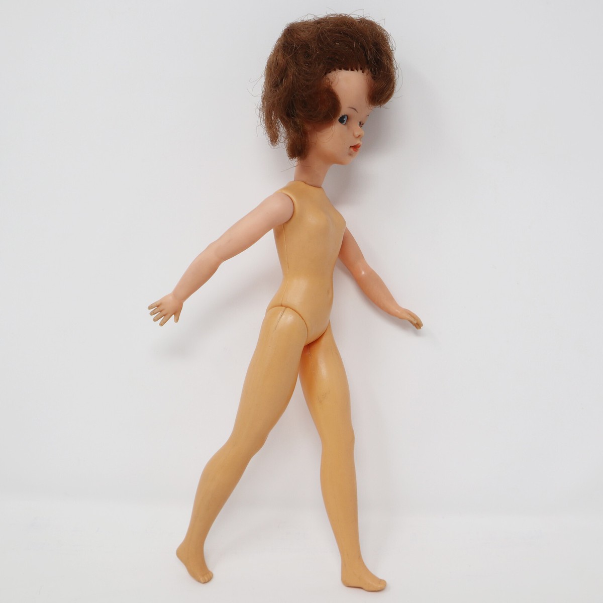 VINTAGE 1960s PEDIGREE MIE ENGLAND SINDY 1ST SINDY DOLL RARE 