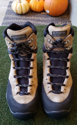 La Sportiva Womens Trango TREK GTX Gortex Vibram Hiking Boots Sz 9.5 Beige/Black