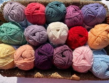 Debbie Bliss Baby Cashmerino yarn - 30% Off!