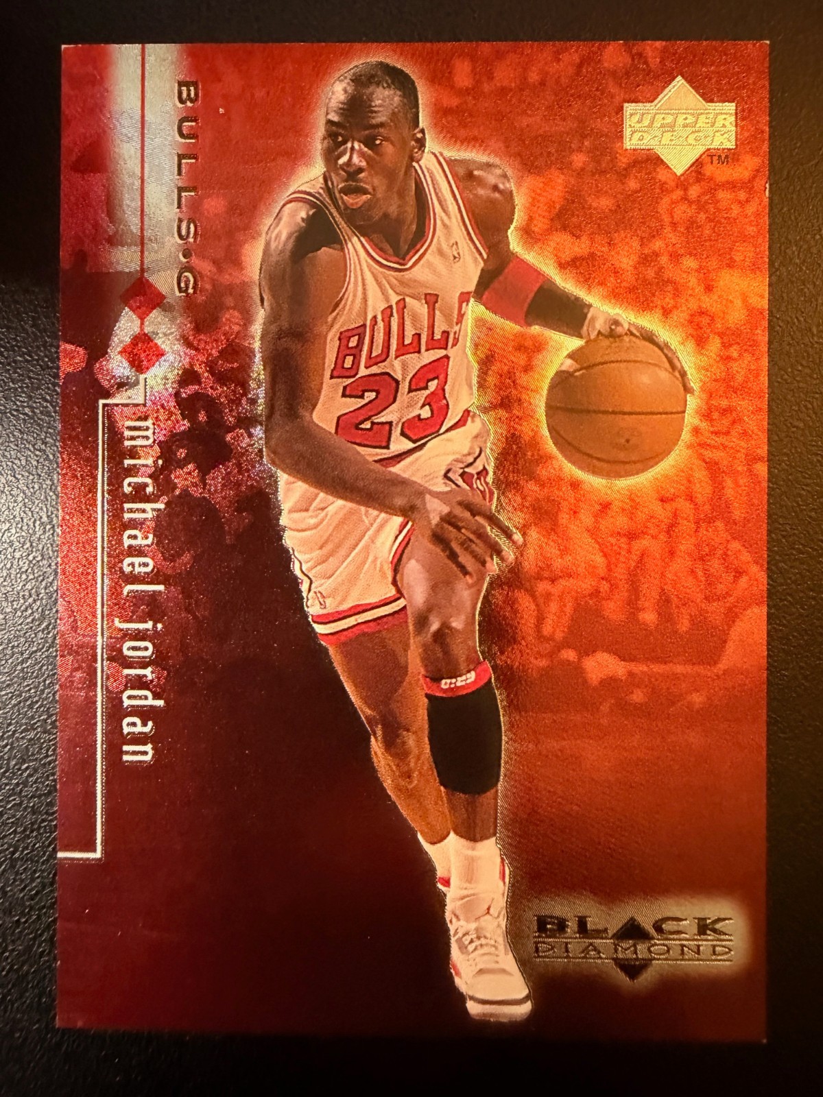 1998-99 Upper Deck Black Diamond - Michael Jordan #4 Double Diamond 1566/3000