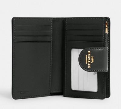 【COACH】SIGNATURE WALLET NWT Coach Medium Corner Zip Wallet In Signature Canvas Khaki