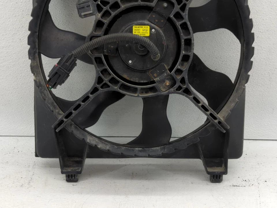 2006-2011 Hyundai Accent левый радиатор вентилятор мотор в сборе VYNCX - Изображение 4 из 4