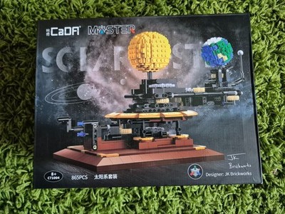 CaDFI SOLAR SYSTEM Building Kit 865 pcs MOC C71004W Bricks for Kids and Adults