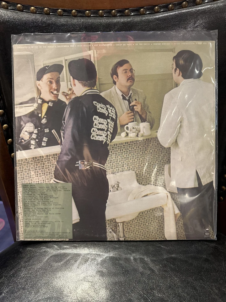 Cheap Trick - Heaven Tonight Vinyl LP [1978] PE 35312 - Image 2 of 2