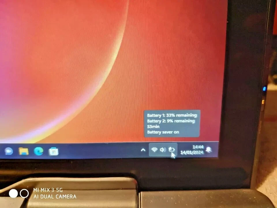 Fujitsu Stylistic Q702 Tablet & Keyboard 10.1 128GB SSD 4GB Ram Windows 11 - Image 2 of 4