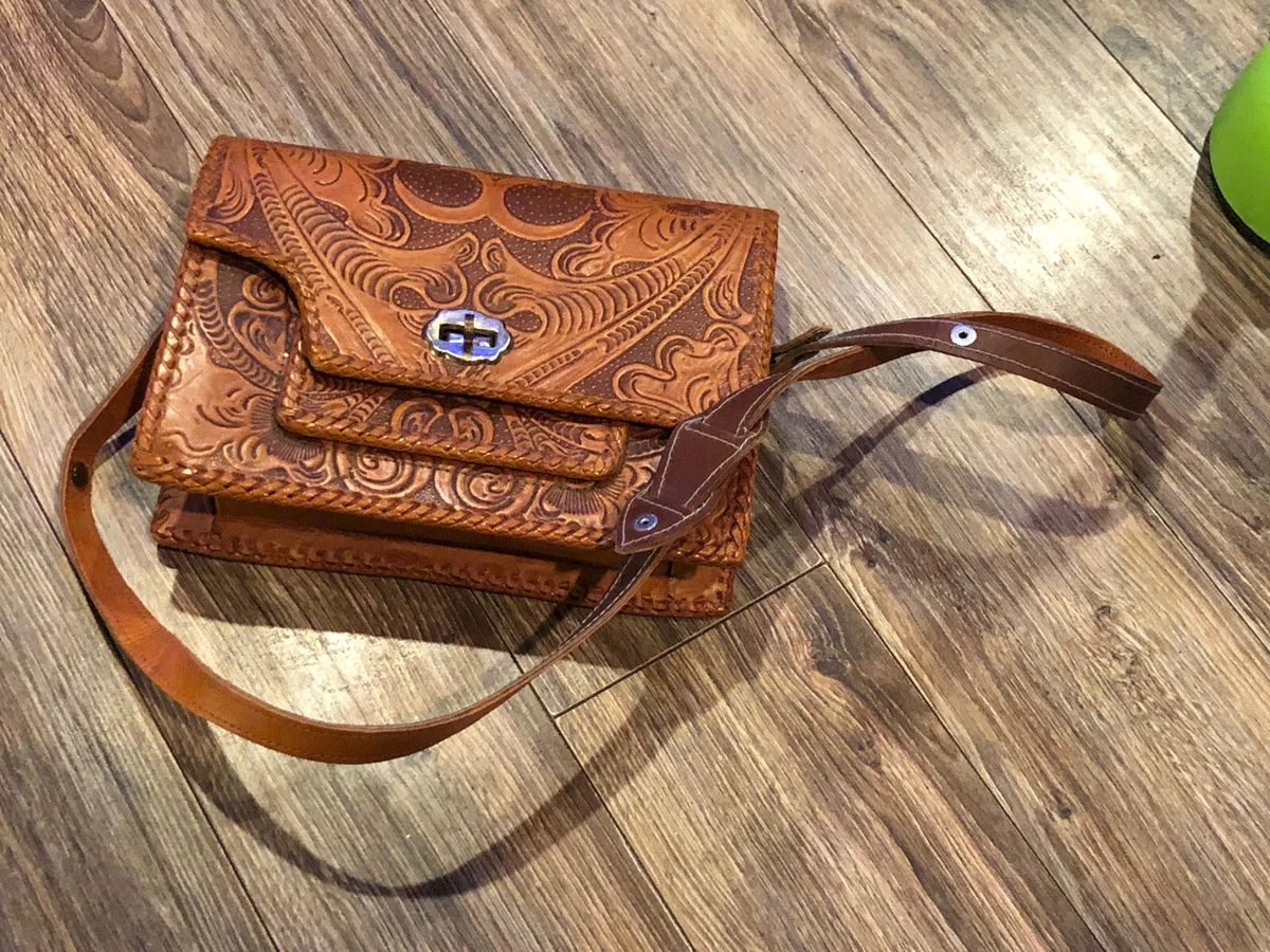 Vintage Hand Tooled Genuine Leather Purse Hand bag Over Shoulder Natural RARE