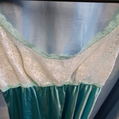 Vintage Vanity Fair Nightgown Slip Dress Blue Size 34/ XS Chemise Lace Babydoll - Picture 11 of 13