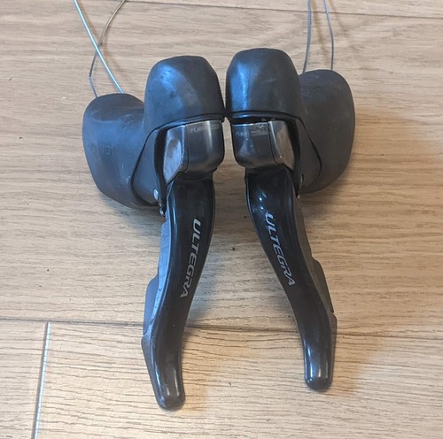 Shimano Ultegra ST-6700 shifters - left and right pair - 10 speed - used - Picture 3 of 4