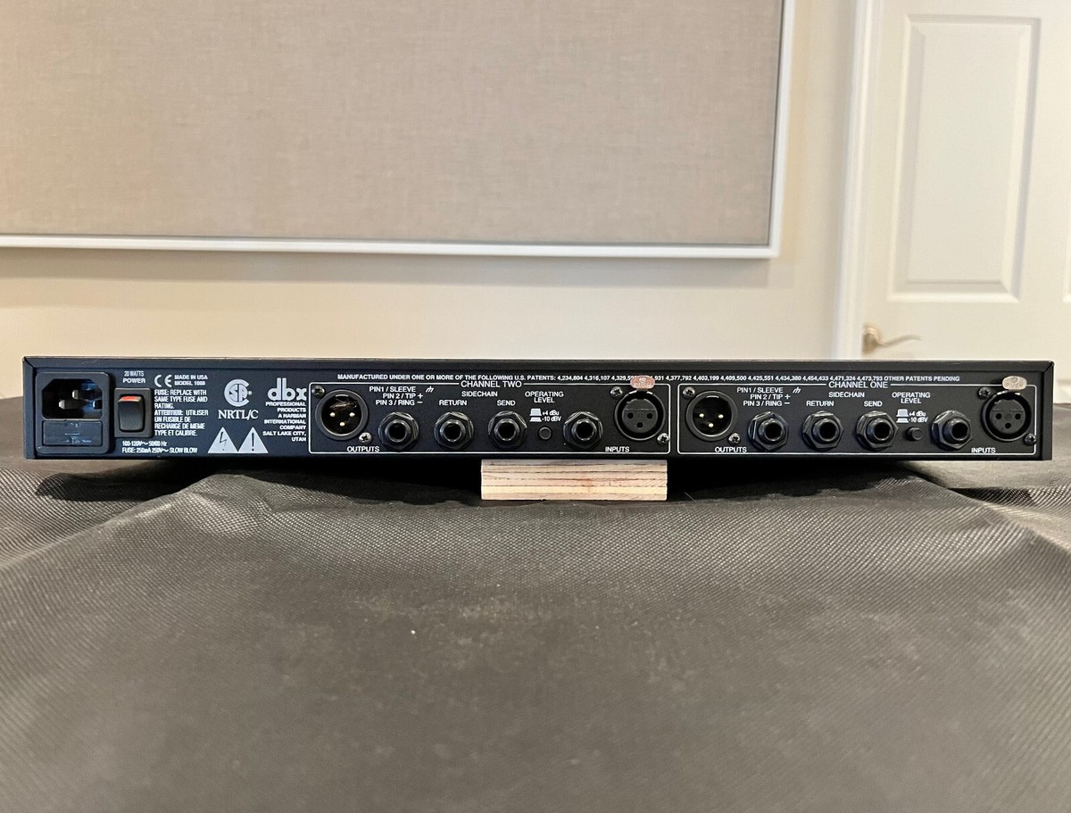 アンプ DBX 1066 compressor DBX 1066 Compressor Expander Limiter ProAudio Black Very