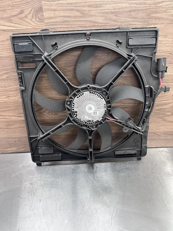 BMW X5 X6 M 2010-2013 3.5-5.0 motor radiador ventilador de refrigeración montaje motor OEM Foto 2 de 4