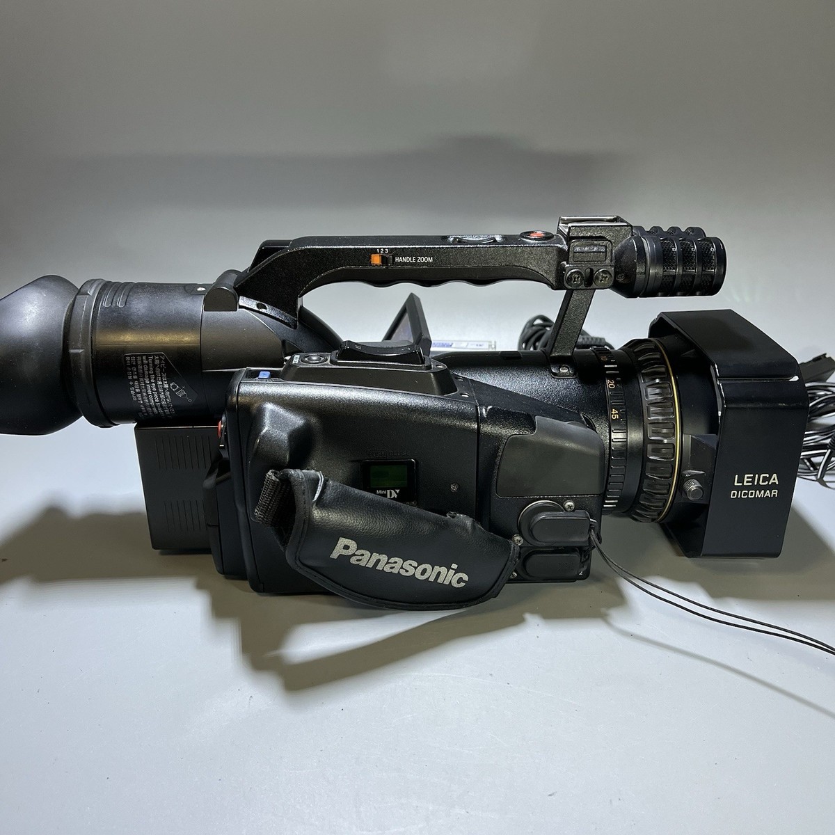 ☆未使用に近い☆ パナソニック Panasonic DVX100 ビデオカメラ 2003年ニュースリリース | 放送・業務用映像システム | Panasonic
