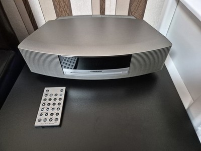 Bose Wave Music System CD/ MP3 Radio Wecker AUX Fernbedienung