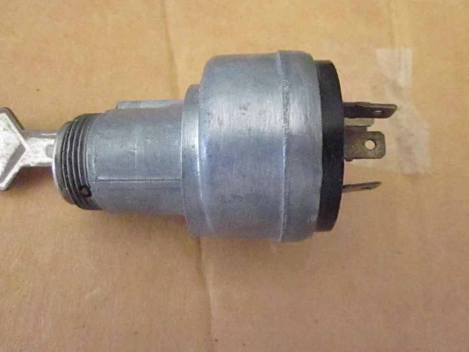 Interruptor de encendido Mopar 1960-68 Chrysler Plymouth Dodge Charger Dart Foto 2 de 4