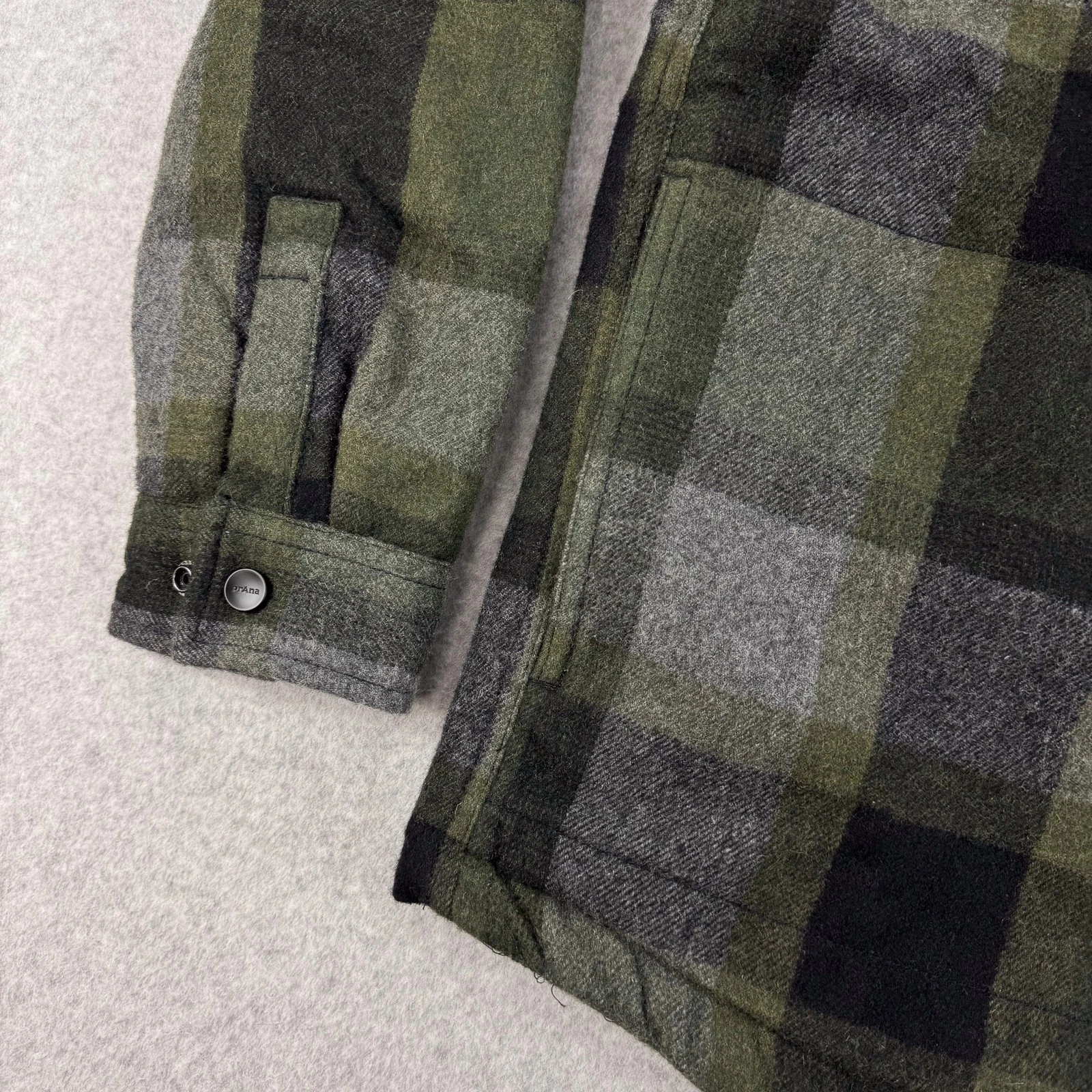 prAna Asgard Jacket Mens Large Green Black Wool Blend Plaid Hooded Shirt 196451 image 9