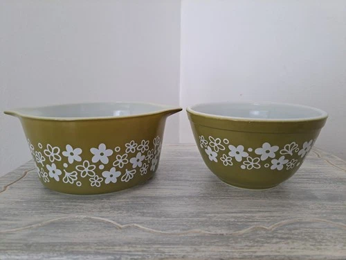 2 VTG Pyrex Spring Blossom Crazy Daisy Mixing Bowl 1.5 PT 401 Casserole 1 QT 473