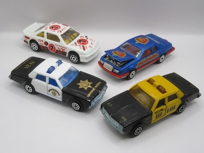 Majorette: American Cars: Pollice, Taxi Cab, Stock Car, Ford Thunderbird