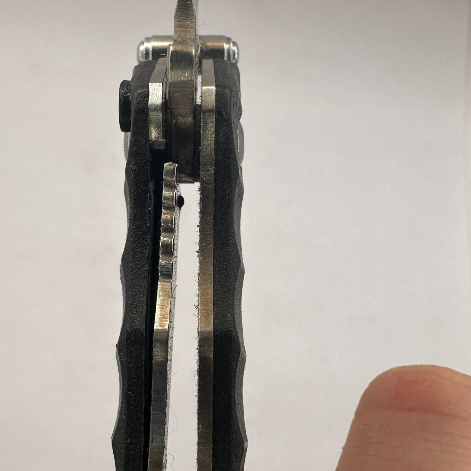 Ozark Trail Outdoor Equipment Folding Pocket Knife Liner Plain