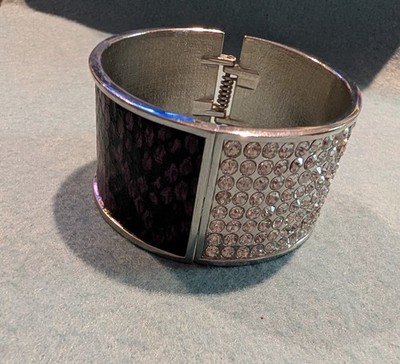 Swarovski Intervalle Bangle Bracelet Silver Tone Hinge Closure 