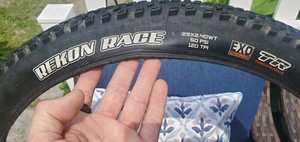 29x2.4wt Maxxis Rekon Race Exo