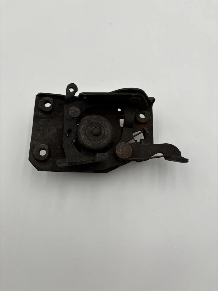 Conjunto de pestillo de cerradura de puerta Chevrolet/GMC Foto 2 de 4