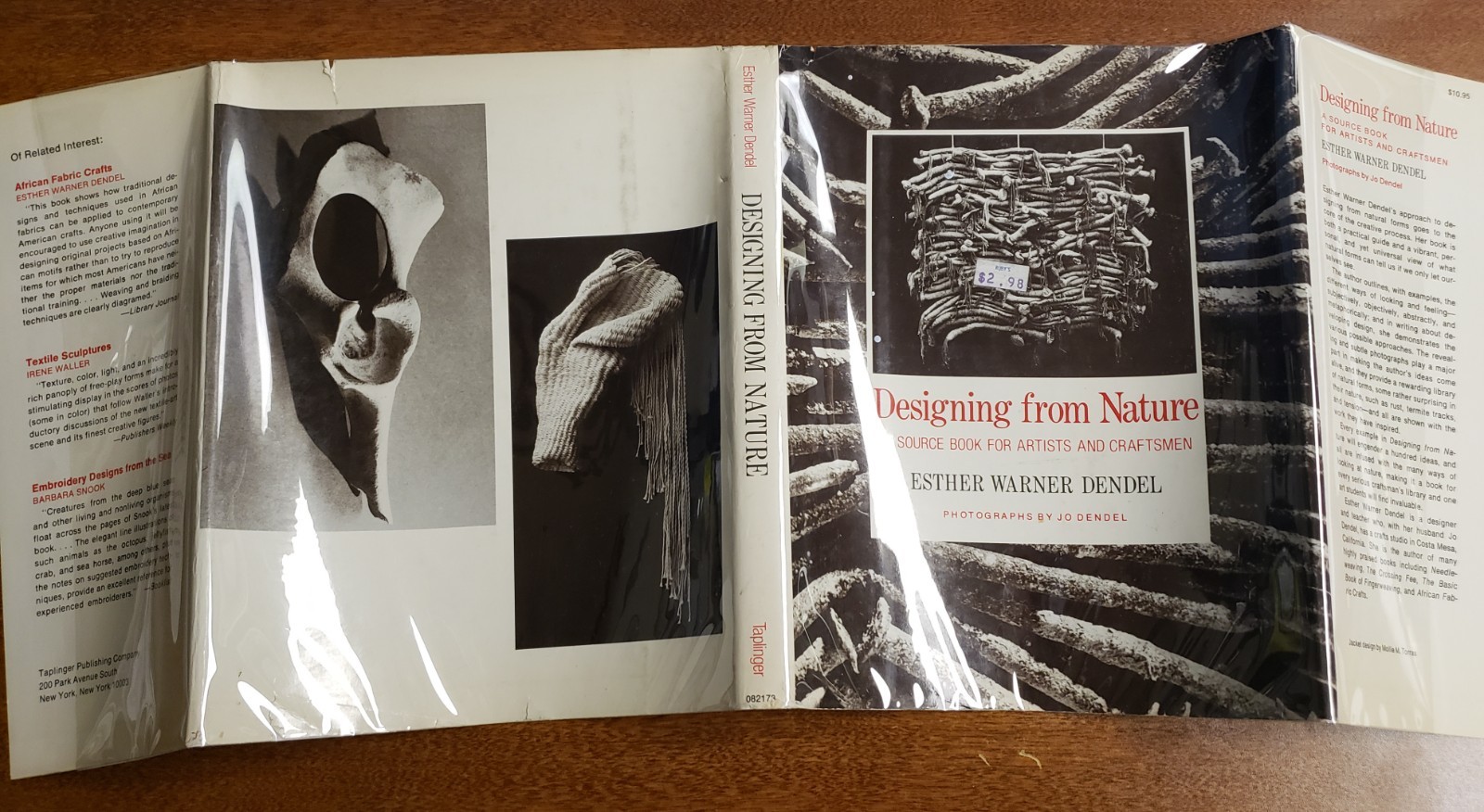 как выглядит Designing from Nature: A source book for artists craftsmen, Esther Dendel 1978 фото