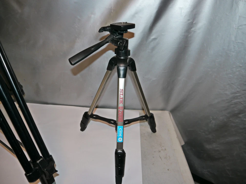 Kamera Stative ManFrotto 028 185cm + Slik U2000 120cm jh - Bild 2 von 4