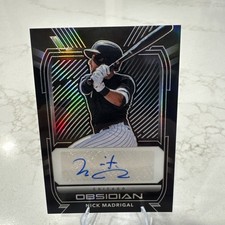 2021 Panini Chronicles - Obsidian Autographs Nick Madrigal #O-NM (AU, RC)