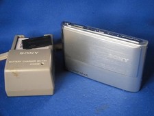 Sony Cyber-shot DSC-T70 silver Digital Camera Japanese language only