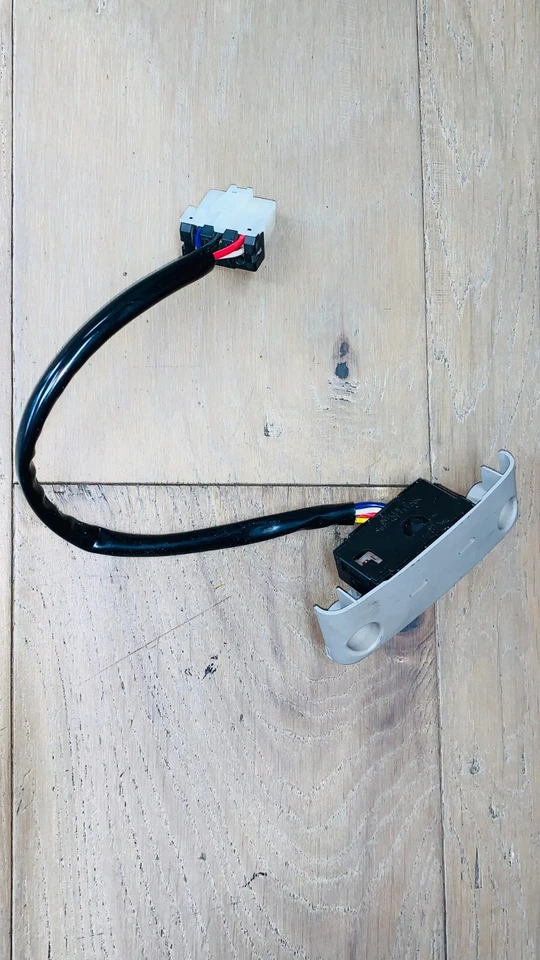 OEM 2003-2006 Infiniti G35 Sedan Passenger Seat Adjust Control Switch - Gray - Image 2 of 2