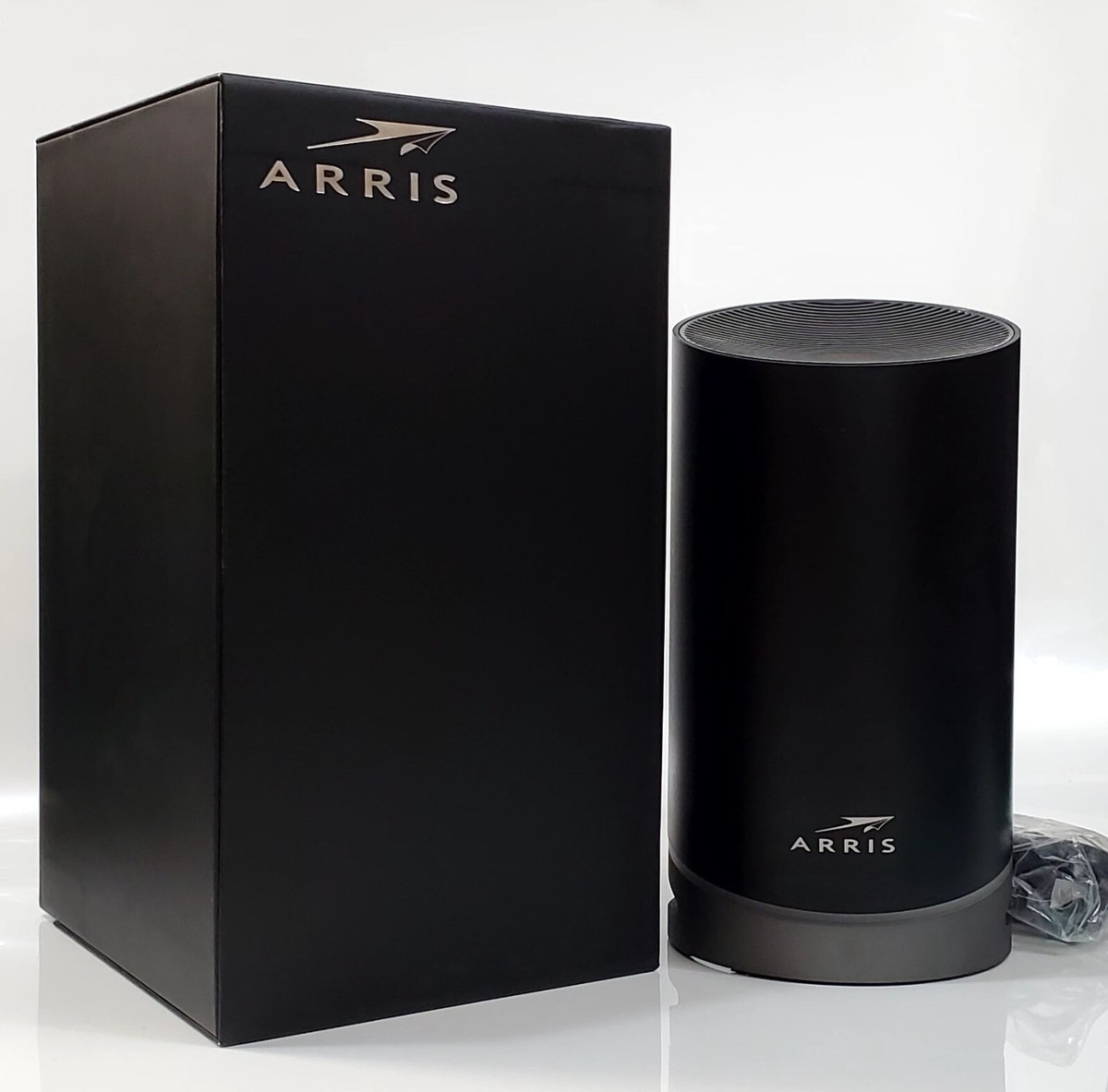 ARRIS SURFboard mAX Pro Mesh AX11000 Wi-Fi 6 AX Router W31/ NEW