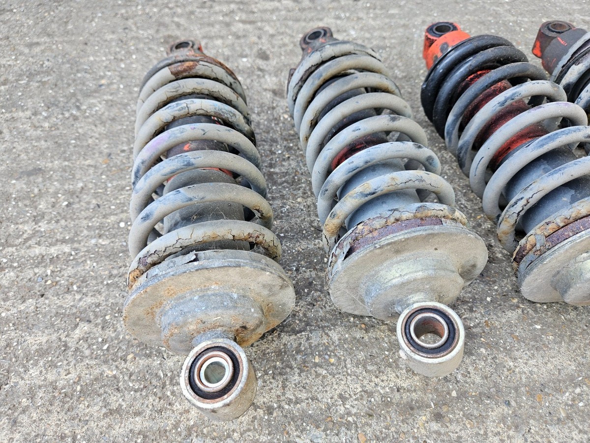 JAGUAR XJS XJ6 XJ12 V12 REAR SHOCKS ABSORBER DAMPER SPRING CAC9091