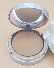 It Your Skin Butter CC+ Airbrush Perfecting Powder Rich 0.33 oz FLAWED 